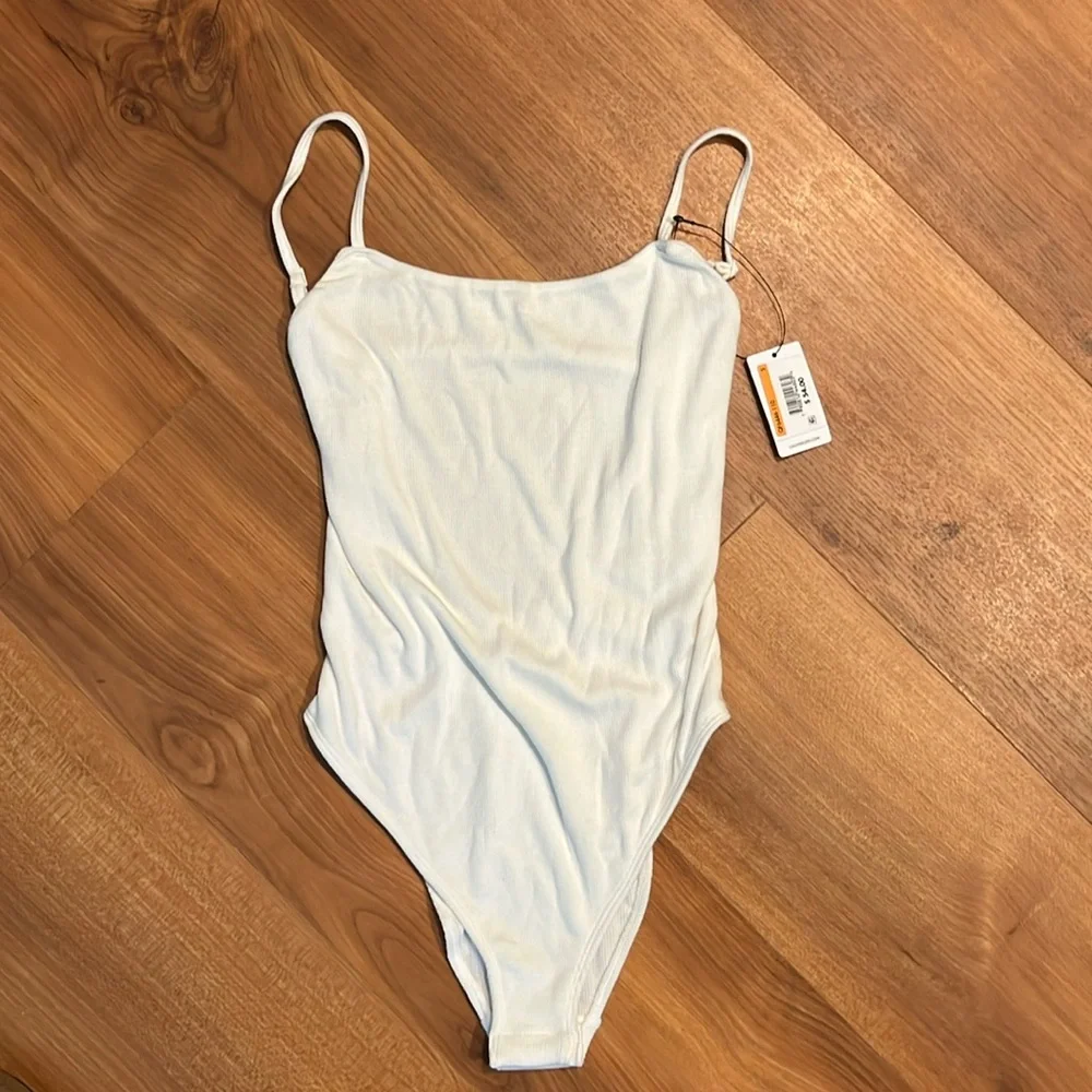 Calvin Klein Bodysuit NWT - Picture 1 of 4